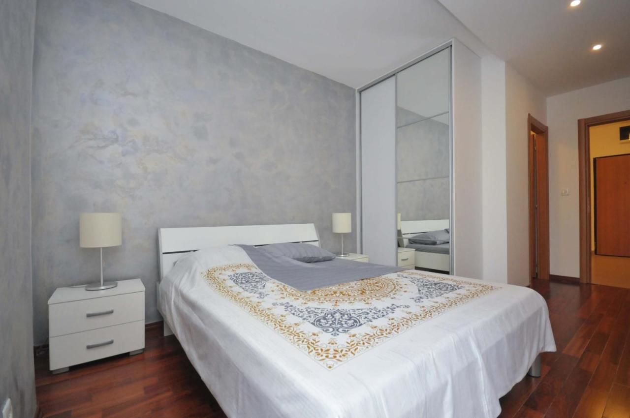 Апартаменты Seaside Apartments Petrovac Петровац