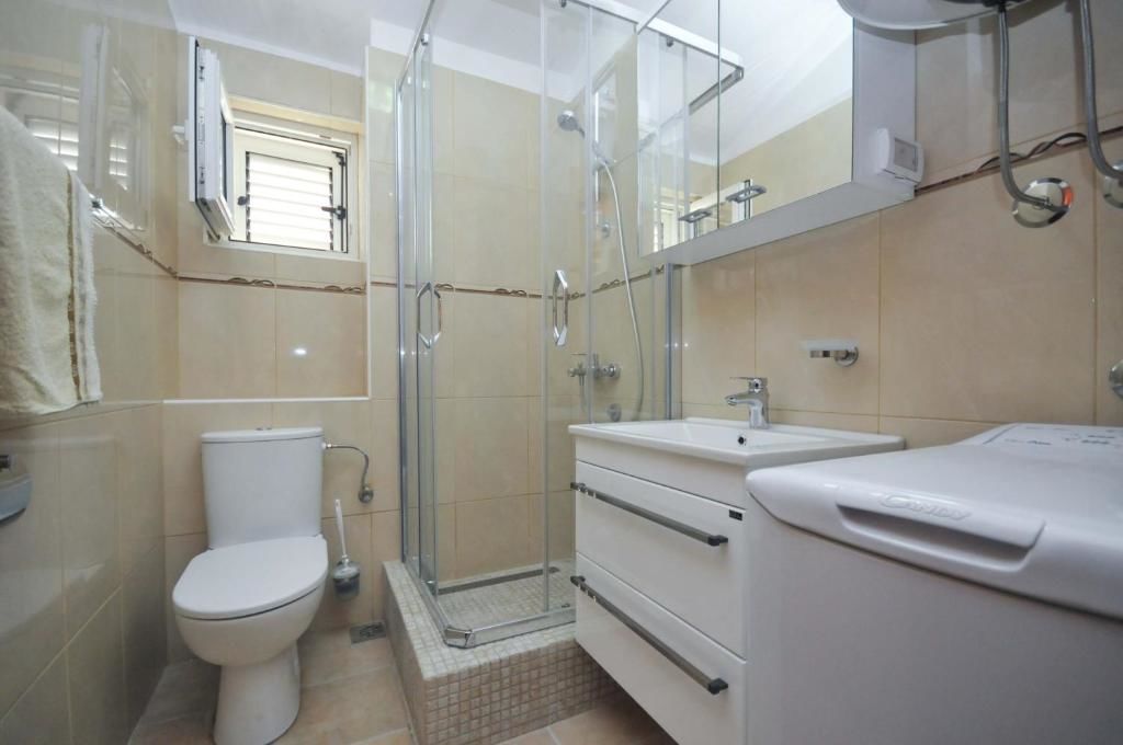 Апартаменты Seaside Apartments Petrovac Петровац