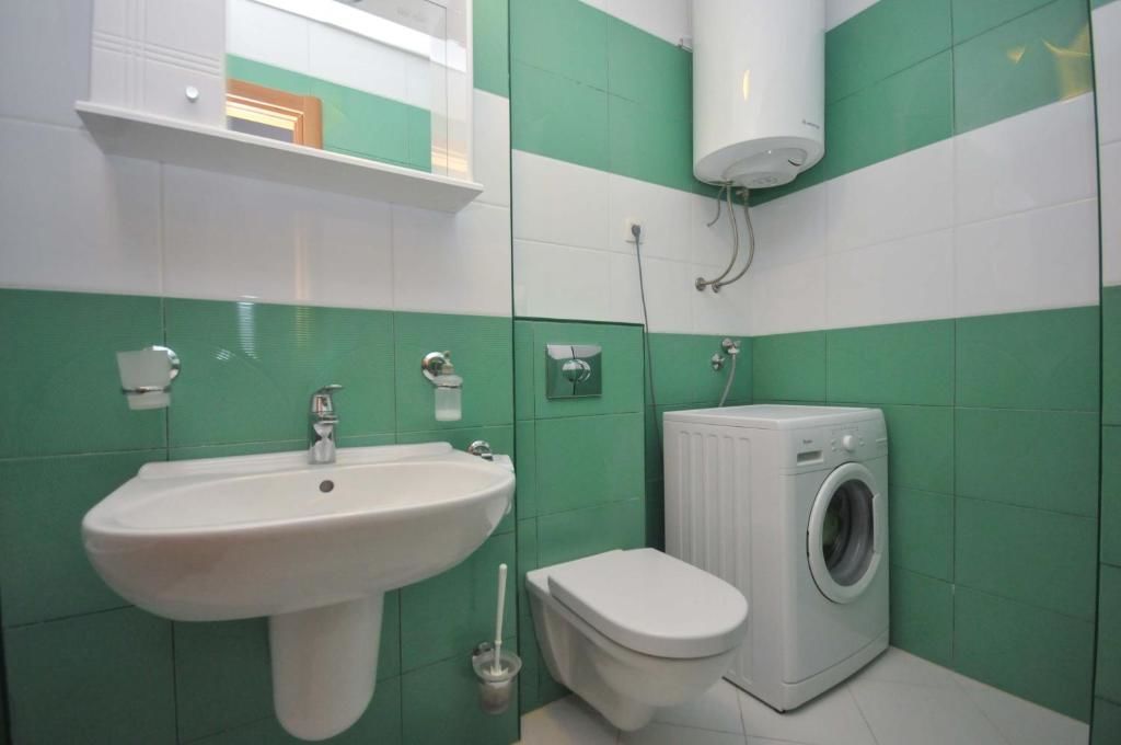 Апартаменты Seaside Apartments Petrovac Петровац