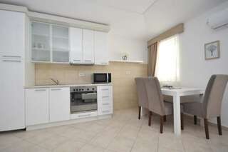 Апартаменты Seaside Apartments Petrovac Петровац Апартаменты с 1 спальней и видом на море-8