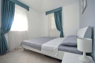Апартаменты Seaside Apartments Petrovac Петровац Апартаменты с 1 спальней и видом на море-9
