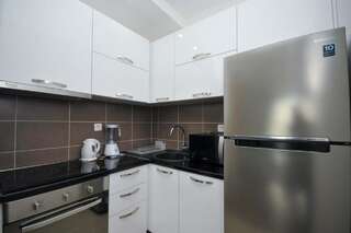 Апартаменты Seaside Apartments Petrovac Петровац Апартаменты с 1 спальней и видом на море-17